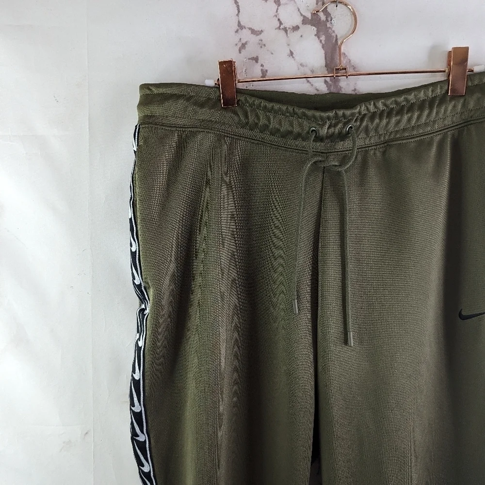Nike Pants Womens Large Green Practice Track Basketball Warm Up Jogger Stripe
